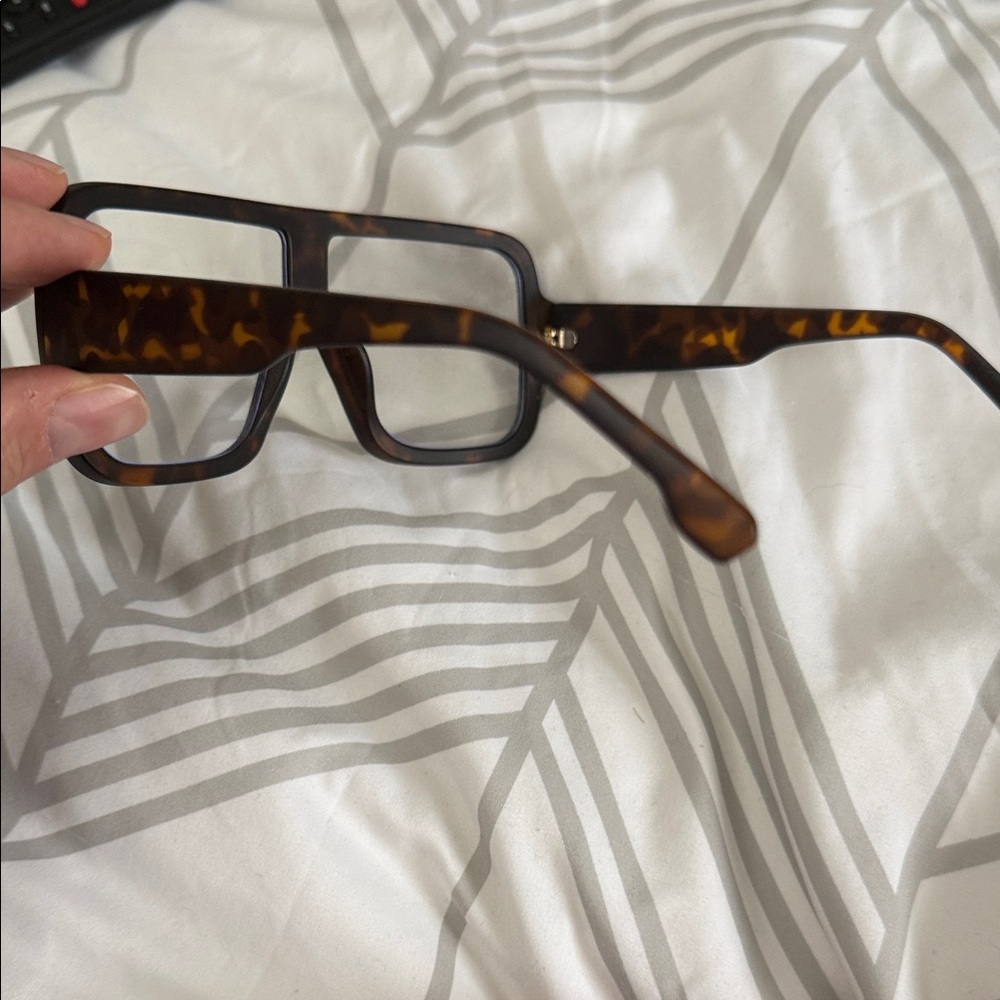 Three Stylish Oversized blue light glasses - Picture 2 of 2